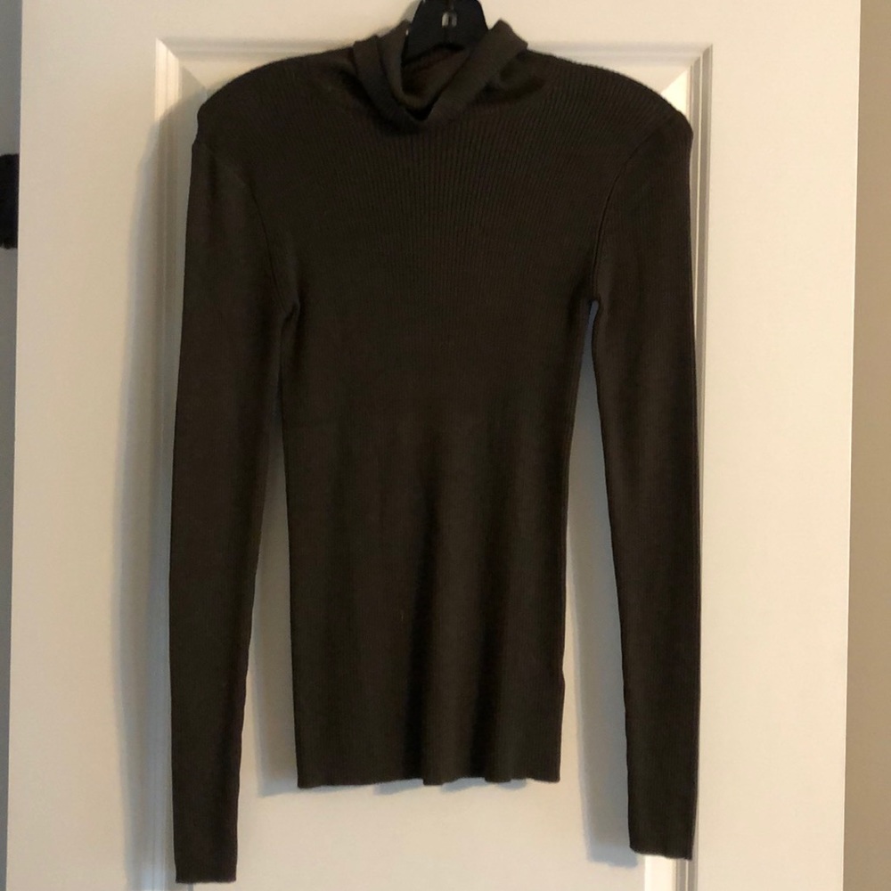 Hunter green ribbed turtleneck